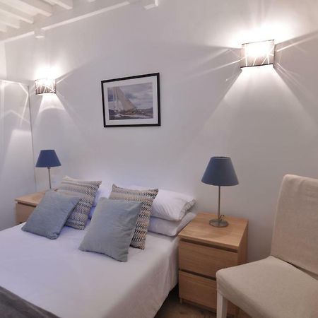 Beautiful One-Bedroom Apartment - Picasso 2 - Stayinอองทีบส์ ภายนอก รูปภาพ